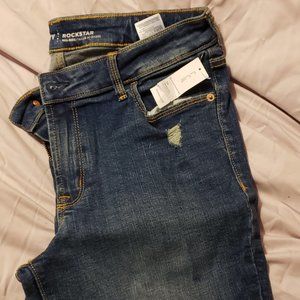 BNWT Old Navy Rockstar Jeans Size 10
